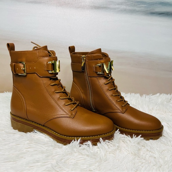 MK Reed Lace up bootie - Picture 2 of 4